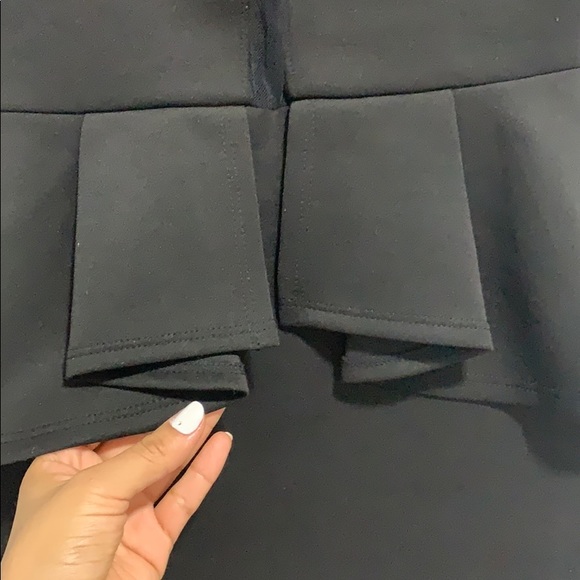 Guess black minidress!! Very elegant 💋 - Picture 3 of 7